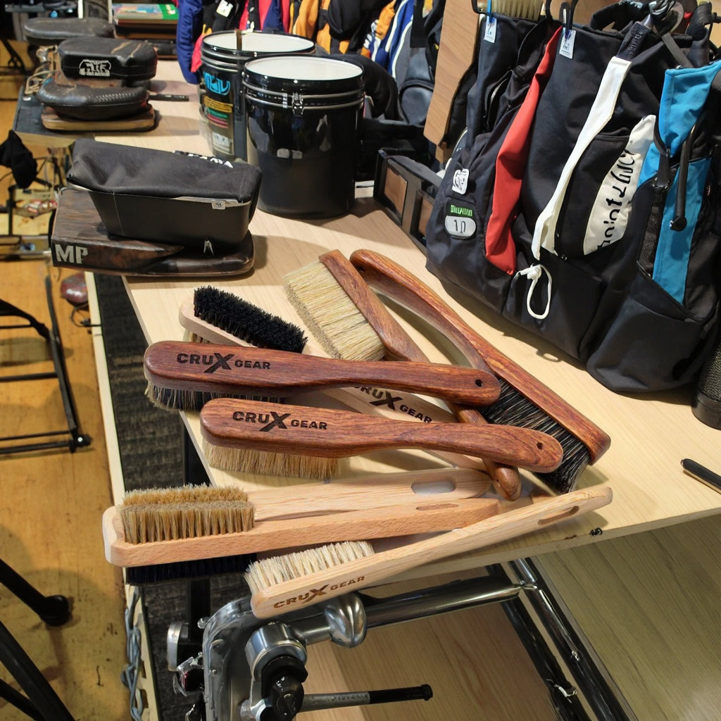 Premium Wooden Climbing Brushes